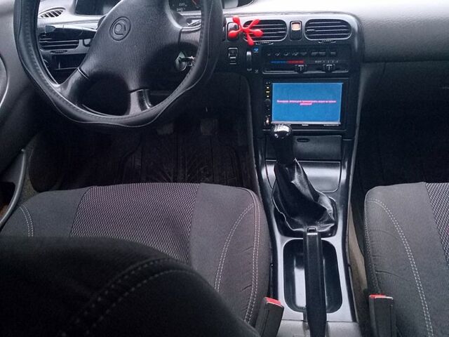 Сірий Мазда 626, об'ємом двигуна 2 л та пробігом 494 тис. км за 2600 $, фото 5 на Automoto.ua