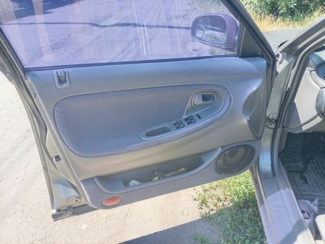 Сірий Мазда 626, об'ємом двигуна 2 л та пробігом 400 тис. км за 2100 $, фото 2 на Automoto.ua