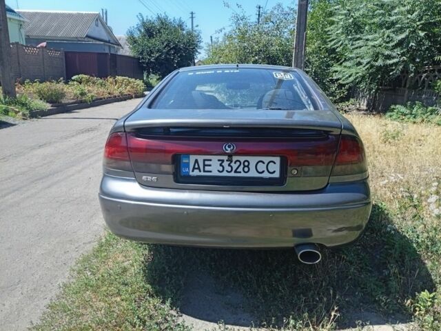 Сірий Мазда 626, об'ємом двигуна 2 л та пробігом 400 тис. км за 2100 $, фото 6 на Automoto.ua