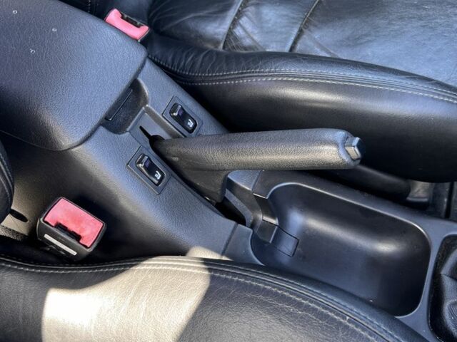 Серый Мазда 626, объемом двигателя 2.5 л и пробегом 300 тыс. км за 2200 $, фото 18 на Automoto.ua