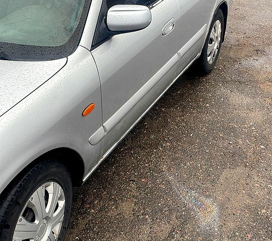 Сірий Мазда 626, об'ємом двигуна 2 л та пробігом 349 тис. км за 1400 $, фото 4 на Automoto.ua