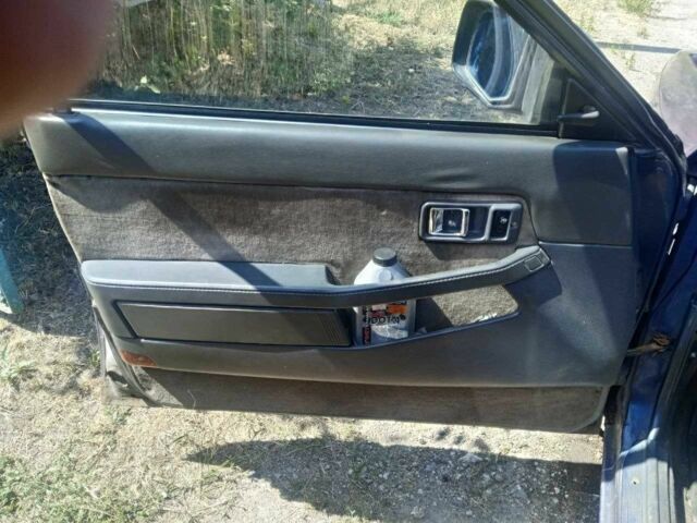 Синий Мазда 626, объемом двигателя 1.8 л и пробегом 354 тыс. км за 1000 $, фото 6 на Automoto.ua