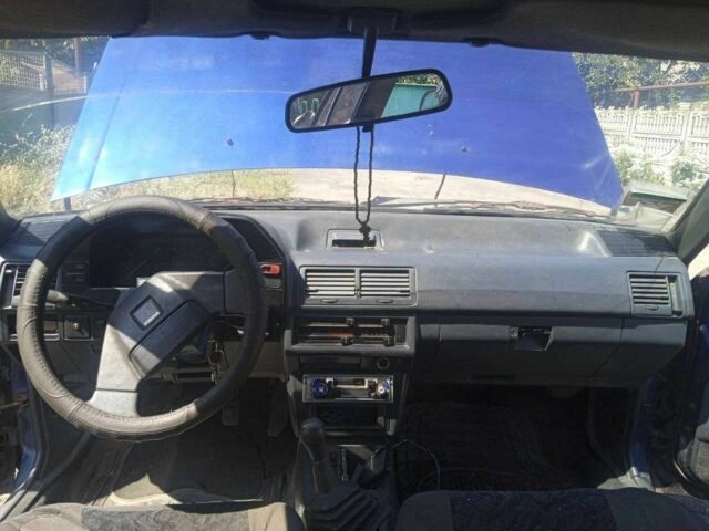 Синий Мазда 626, объемом двигателя 1.8 л и пробегом 354 тыс. км за 1000 $, фото 5 на Automoto.ua