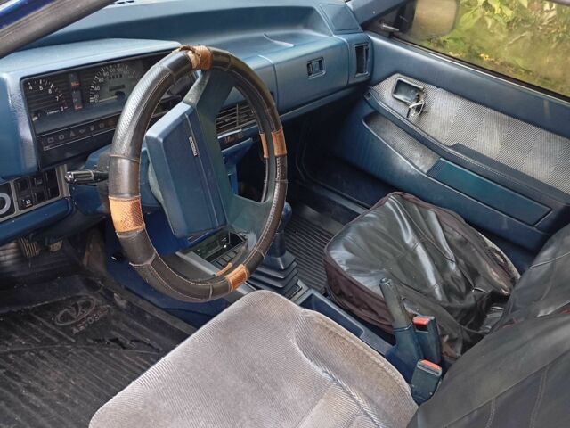 Синій Мазда 626, об'ємом двигуна 2 л та пробігом 200 тис. км за 700 $, фото 7 на Automoto.ua