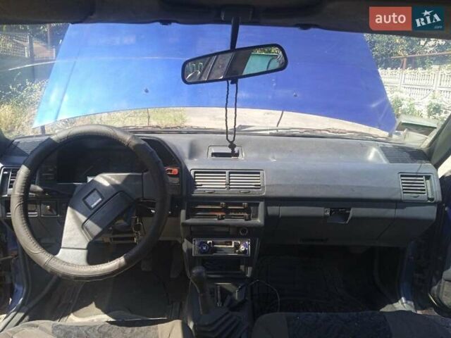 Синій Мазда 626, об'ємом двигуна 1.8 л та пробігом 354 тис. км за 1000 $, фото 4 на Automoto.ua