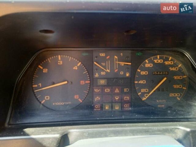 Синій Мазда 626, об'ємом двигуна 1.8 л та пробігом 354 тис. км за 1000 $, фото 9 на Automoto.ua