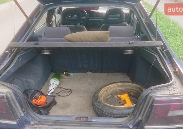 Синий Мазда 626, объемом двигателя 1.99 л и пробегом 564 тыс. км за 1000 $, фото 7 на Automoto.ua