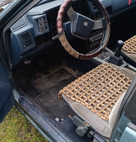 Синий Мазда 626, объемом двигателя 2 л и пробегом 205 тыс. км за 600 $, фото 6 на Automoto.ua