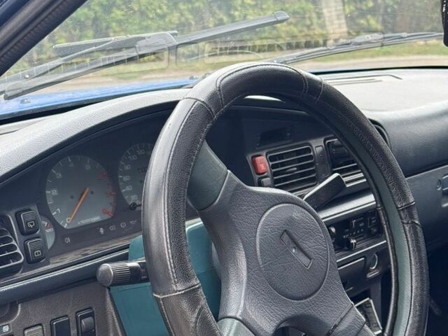 Синій Мазда 626, об'ємом двигуна 2.2 л та пробігом 350 тис. км за 599 $, фото 5 на Automoto.ua