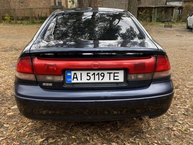 Мазда 626 1996 в Броварах на Automoto.ua Синий Мазда 626, объемом двигателя 1.8 л и пробегом 390 тыс. км за 1000 $, фото 3 на Automoto.ua