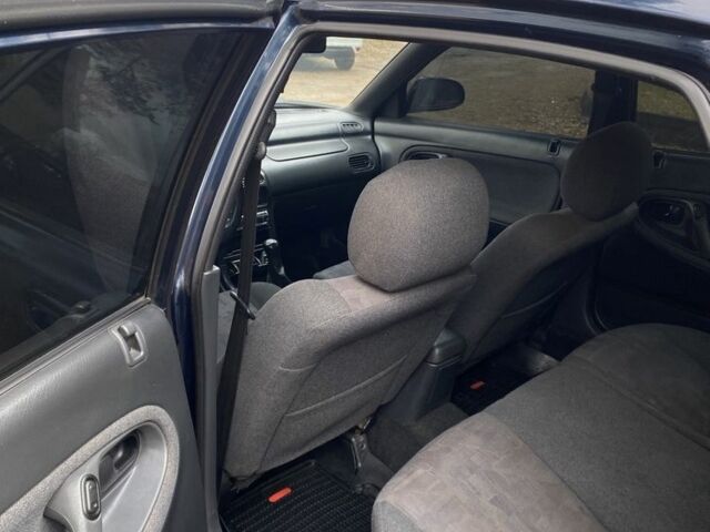 Мазда 626 1996 в Броварах на Automoto.ua Синий Мазда 626, объемом двигателя 1.8 л и пробегом 390 тыс. км за 1000 $, фото 5 на Automoto.ua