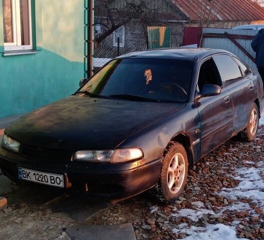 Синій Мазда 626, об'ємом двигуна 1.8 л та пробігом 430 тис. км за 800 $, фото 9 на Automoto.ua