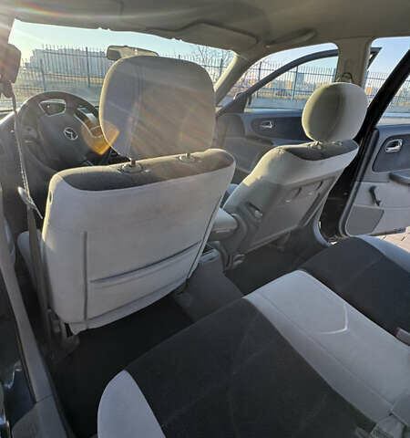 Синій Мазда 626, об'ємом двигуна 1.99 л та пробігом 231 тис. км за 3500 $, фото 46 на Automoto.ua