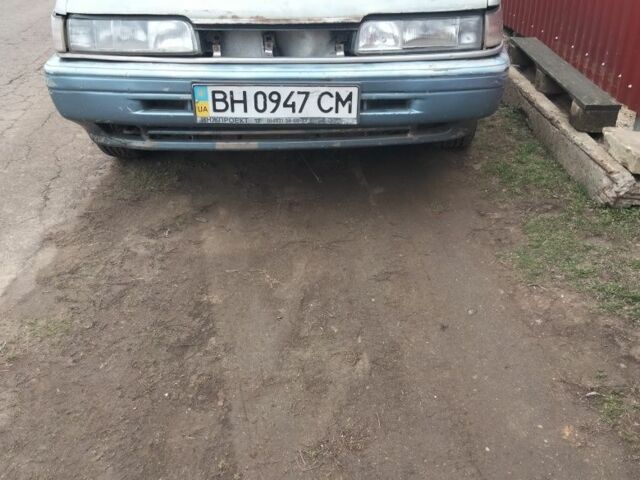 Синий Мазда 626, объемом двигателя 0 л и пробегом 400 тыс. км за 700 $, фото 3 на Automoto.ua