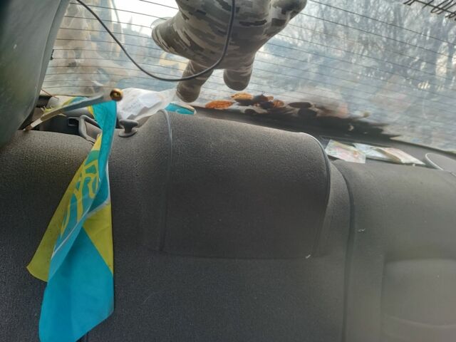 Синій Мазда 626, об'ємом двигуна 2 л та пробігом 100 тис. км за 356 $, фото 3 на Automoto.ua