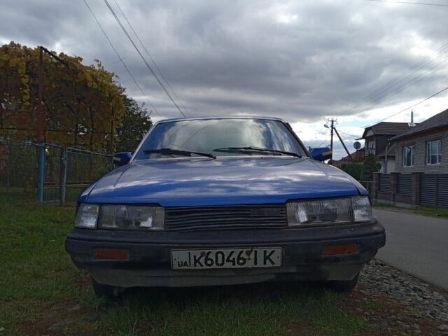 Синий Мазда 626, объемом двигателя 2 л и пробегом 1000 тыс. км за 400 $, фото 5 на Automoto.ua