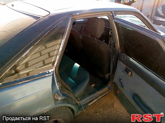 Синій Мазда 626, об'ємом двигуна 2 л та пробігом 0 тис. км за 1200 $, фото 3 на Automoto.ua