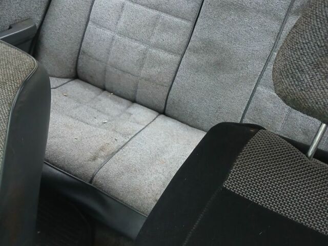 Синий Мазда 626, объемом двигателя 2 л и пробегом 292 тыс. км за 500 $, фото 10 на Automoto.ua