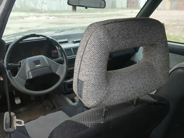 Синий Мазда 626, объемом двигателя 2 л и пробегом 292 тыс. км за 500 $, фото 12 на Automoto.ua