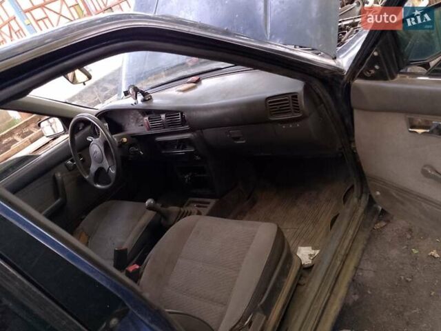 Синий Мазда 626, объемом двигателя 1.79 л и пробегом 200 тыс. км за 900 $, фото 3 на Automoto.ua