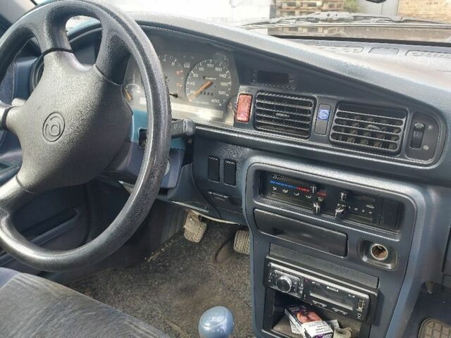 Синій Мазда 626, об'ємом двигуна 2 л та пробігом 100 тис. км за 850 $, фото 6 на Automoto.ua