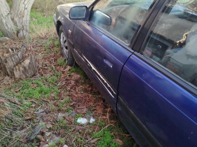 Синій Мазда 626, об'ємом двигуна 2 л та пробігом 3 тис. км за 475 $, фото 3 на Automoto.ua