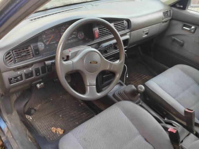 Синій Мазда 626, об'ємом двигуна 2 л та пробігом 3 тис. км за 475 $, фото 2 на Automoto.ua