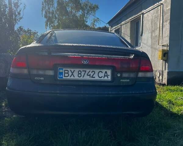 Синій Мазда 626, об'ємом двигуна 1.84 л та пробігом 432 тис. км за 1700 $, фото 3 на Automoto.ua