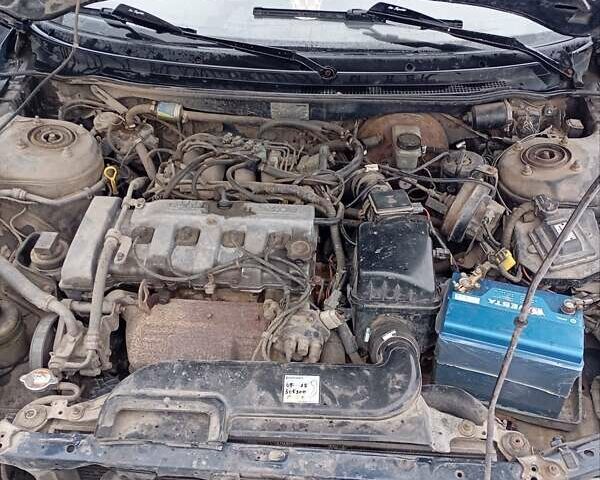 Синій Мазда 626, об'ємом двигуна 2 л та пробігом 515 тис. км за 2400 $, фото 5 на Automoto.ua