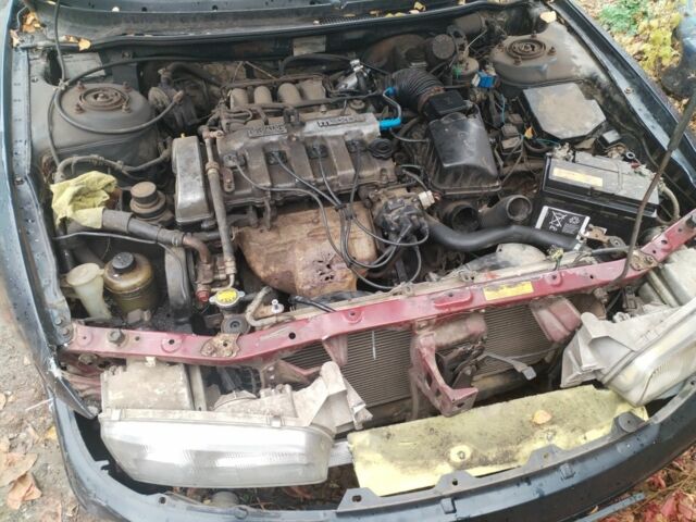 Синий Мазда 626, объемом двигателя 2 л и пробегом 400 тыс. км за 952 $, фото 8 на Automoto.ua