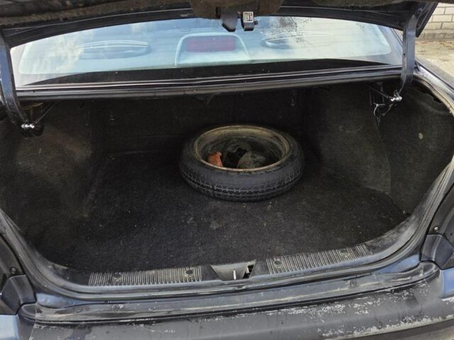 Синий Мазда 626, объемом двигателя 2 л и пробегом 300 тыс. км за 2300 $, фото 7 на Automoto.ua