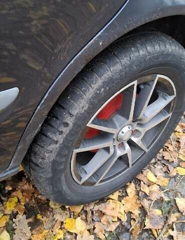 Синий Мазда 626, объемом двигателя 1.84 л и пробегом 300 тыс. км за 2700 $, фото 9 на Automoto.ua