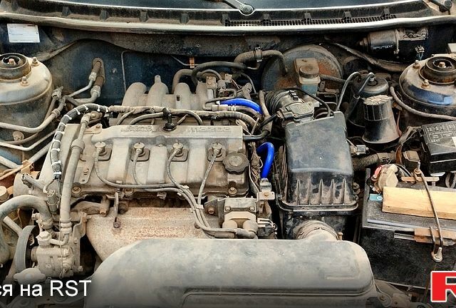 Синій Мазда 626, об'ємом двигуна 2 л та пробігом 382 тис. км за 3300 $, фото 2 на Automoto.ua