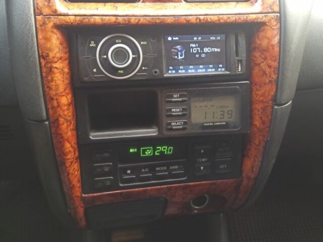 Синий Мазда 626, объемом двигателя 2 л и пробегом 480 тыс. км за 1650 $, фото 6 на Automoto.ua