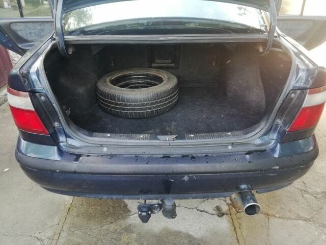 Синий Мазда 626, объемом двигателя 1.8 л и пробегом 389 тыс. км за 2650 $, фото 13 на Automoto.ua