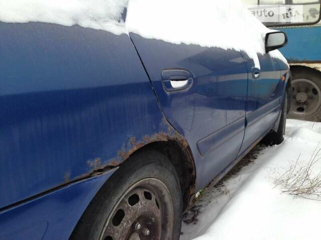 Синий Мазда 626, объемом двигателя 2 л и пробегом 725 тыс. км за 213 $, фото 5 на Automoto.ua