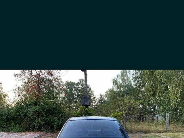 Синий Мазда 626, объемом двигателя 1.8 л и пробегом 350 тыс. км за 3200 $, фото 1 на Automoto.ua