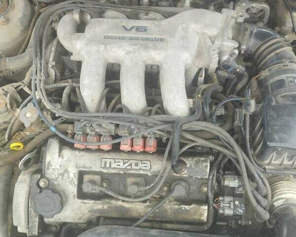 Синій Мазда 626, об'ємом двигуна 2.5 л та пробігом 200 тис. км за 1000 $, фото 5 на Automoto.ua