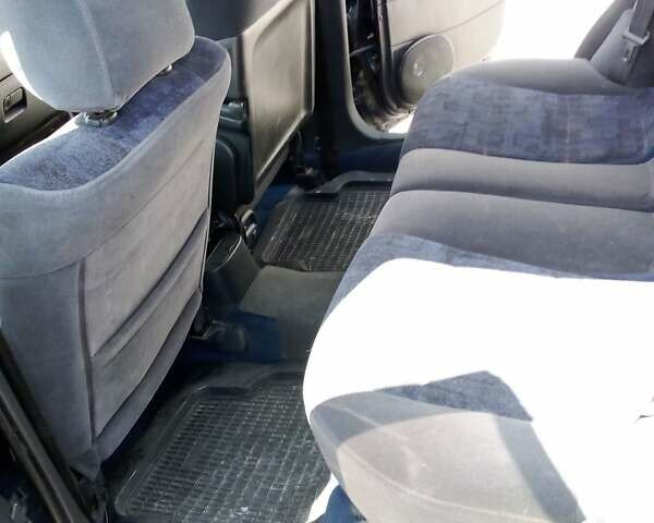 Синій Мазда 626, об'ємом двигуна 1.84 л та пробігом 342 тис. км за 2299 $, фото 14 на Automoto.ua