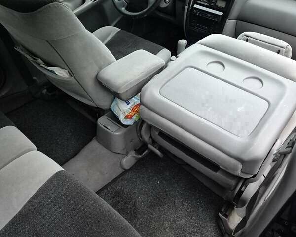 Синій Мазда 626, об'ємом двигуна 2 л та пробігом 245 тис. км за 2500 $, фото 17 на Automoto.ua