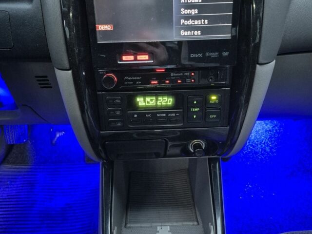 Синий Мазда 626, объемом двигателя 2 л и пробегом 245 тыс. км за 2500 $, фото 7 на Automoto.ua