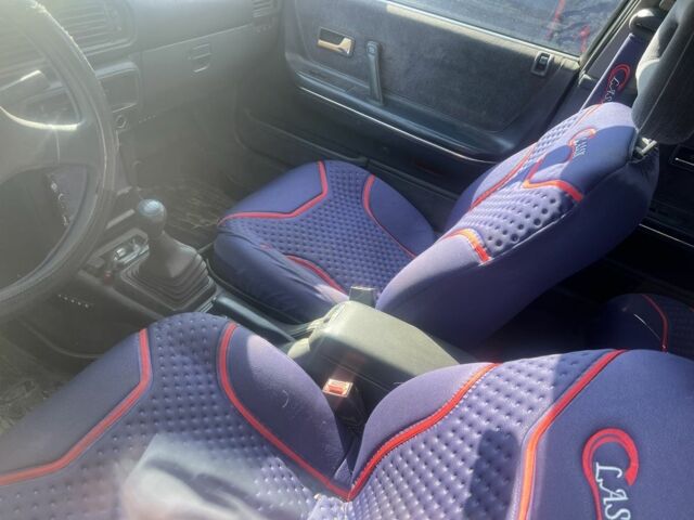 Мазда 626 1991 в Харькове на Automoto.ua Синий Мазда 626, объемом двигателя 2 л и пробегом 300 тыс. км за 750 $, фото 4 на Automoto.ua