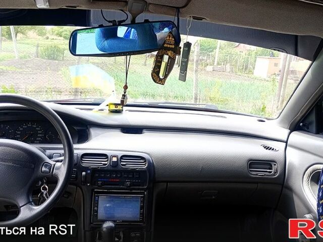 Синій Мазда 626, об'ємом двигуна 1.8 л та пробігом 200 тис. км за 1750 $, фото 10 на Automoto.ua