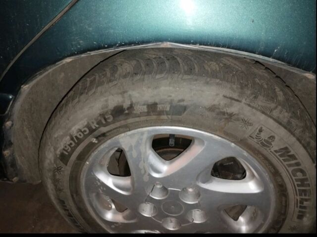 Зелений Мазда 626, об'ємом двигуна 2 л та пробігом 1 тис. км за 2341 $, фото 12 на Automoto.ua