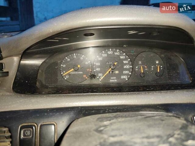 Зелений Мазда 626, об'ємом двигуна 2 л та пробігом 340 тис. км за 1650 $, фото 23 на Automoto.ua