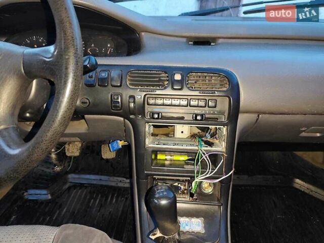 Зелений Мазда 626, об'ємом двигуна 2 л та пробігом 340 тис. км за 1650 $, фото 16 на Automoto.ua