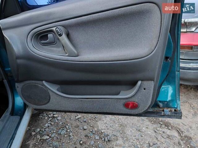 Зелений Мазда 626, об'ємом двигуна 2 л та пробігом 340 тис. км за 1650 $, фото 6 на Automoto.ua