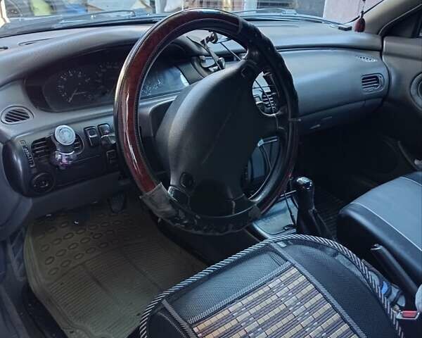 Зелений Мазда 626, об'ємом двигуна 1.79 л та пробігом 393 тис. км за 2300 $, фото 3 на Automoto.ua