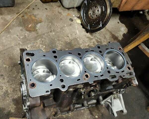 Зеленый Мазда 626, объемом двигателя 1.8 л и пробегом 521 тыс. км за 2200 $, фото 1 на Automoto.ua