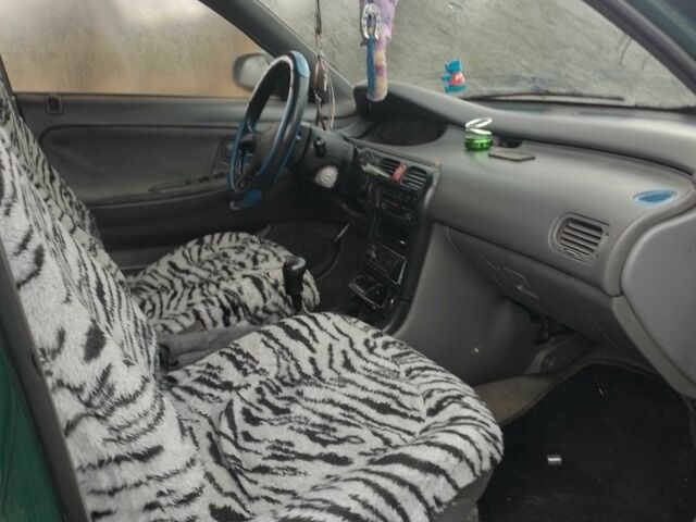 Зелений Мазда 626, об'ємом двигуна 1.8 л та пробігом 3 тис. км за 1500 $, фото 2 на Automoto.ua